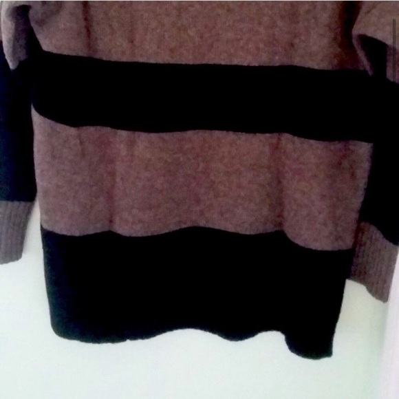 Eileen Fisher 50% yak 50% wool  boat neck sweater size M Asymmetrical Tu… - Picture 5 of 11